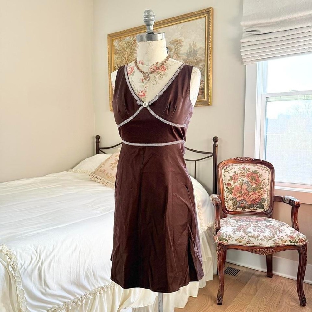 Madison Brown Midi Dress with Light Trim